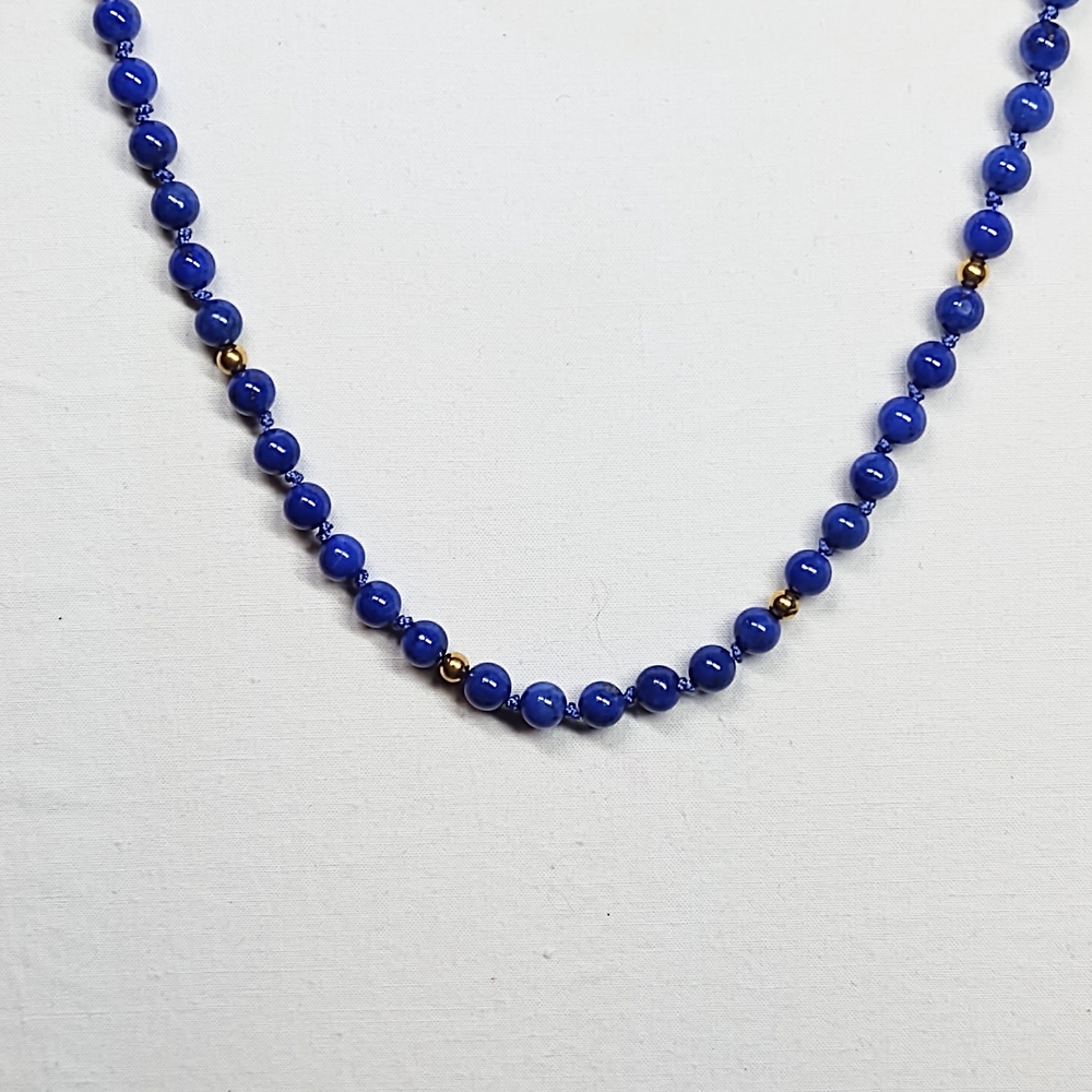 Elegant Lapis Lazuli and Gold Beaded Necklace